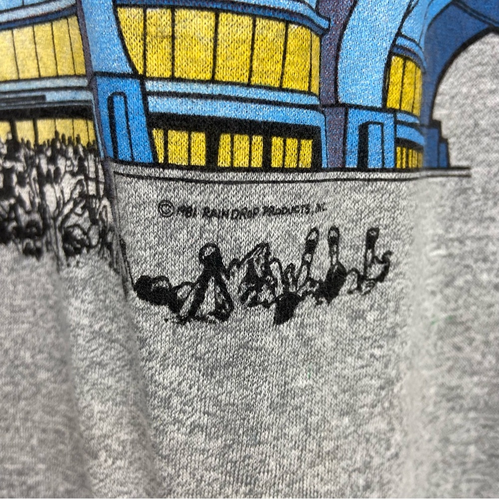 VINTAGE Original 1981 Rolling Stones Dragon Tour Blue Gray Raglan Medium Rare - Picture 3 of 7